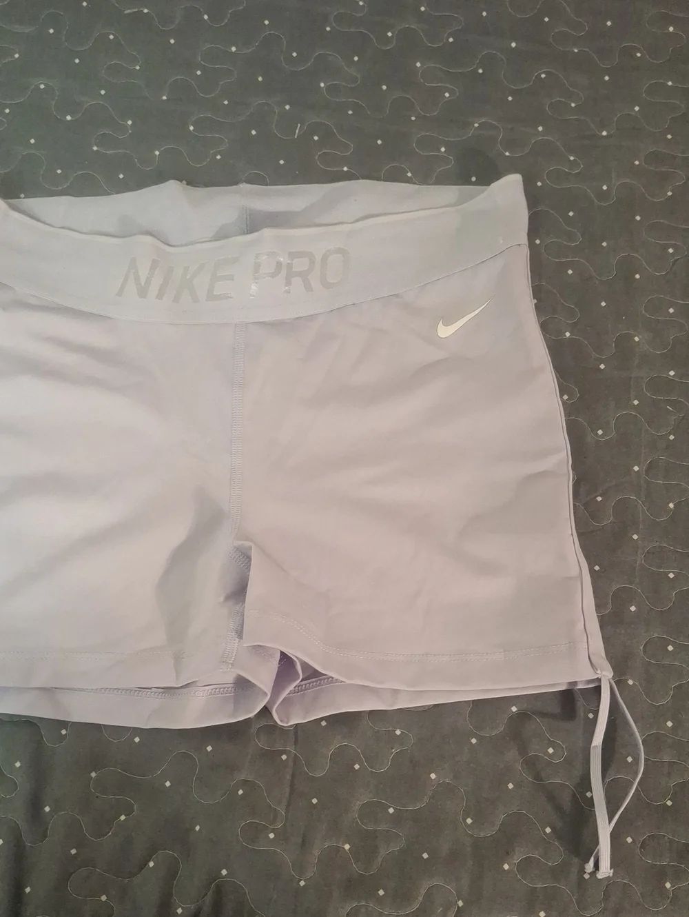 Nike Dri Fit Women's Light Lavender Performance Shorts size medium